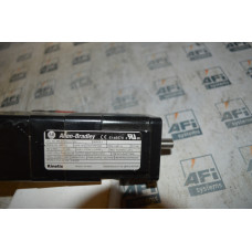 ALLEN  BRADLEY MPL-B1520U-VJ74AA SERVO MOTOR