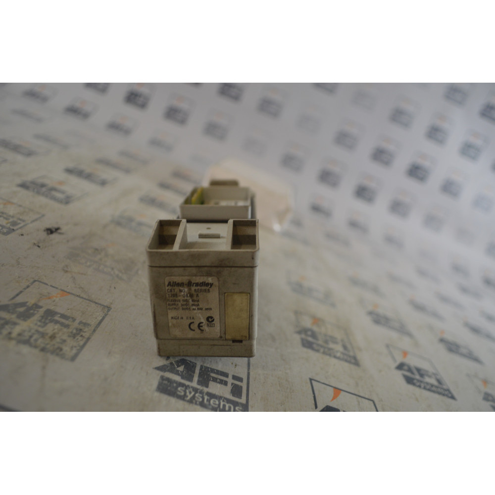 Allen Bradley 1798-OB4E Output Module