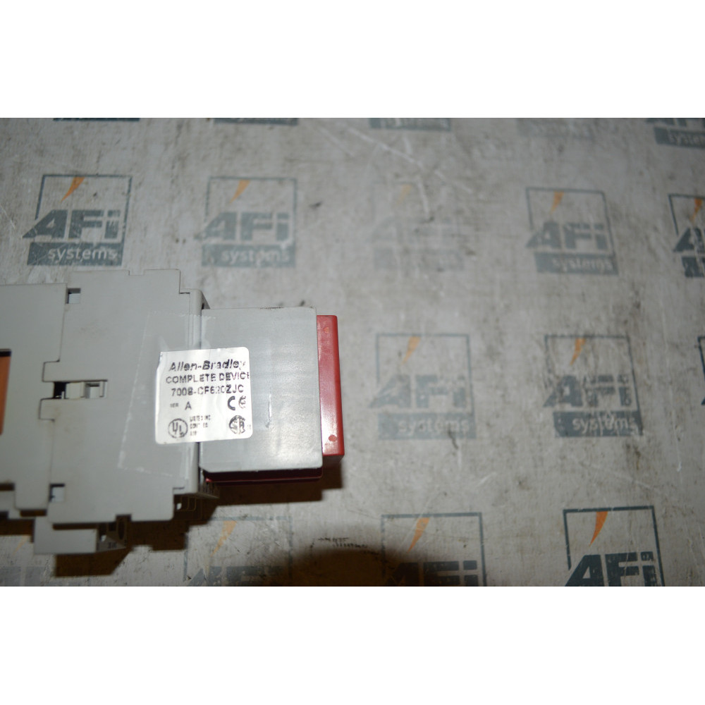 ALLEN BRADLEY 700S-CF620ZJC SAFETY CONTROL RELAY