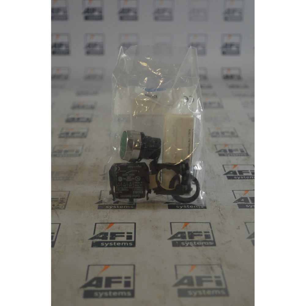 CUTLER HAMMER E22P3A PUSHBUTTON GREEN FLUSH HEAD MOMT. W 1 NO CONTACT
