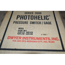 Dwyer Instruments 3301 Pressure Gauge 0.5 In to 0 to 0.5 In H2O Dwyer Instruments 3301 Pressure Gauge 0.5 In to 0 to 0.5 In H2O