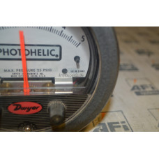 Dwyer Instruments 3005C PHOTOHELIC 0-5 Dwyer Instruments 3005C PHOTOHELIC 0-5
