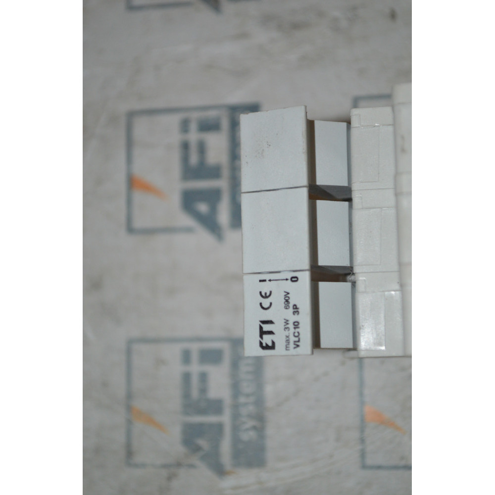 ETI VLC10 3P FUSE CARRIER TRIPLE POLE
