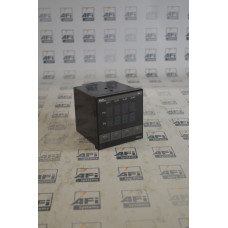 Fuji PYX9MEF1-240CE Temperature Controller (Fuzzy Controller X)