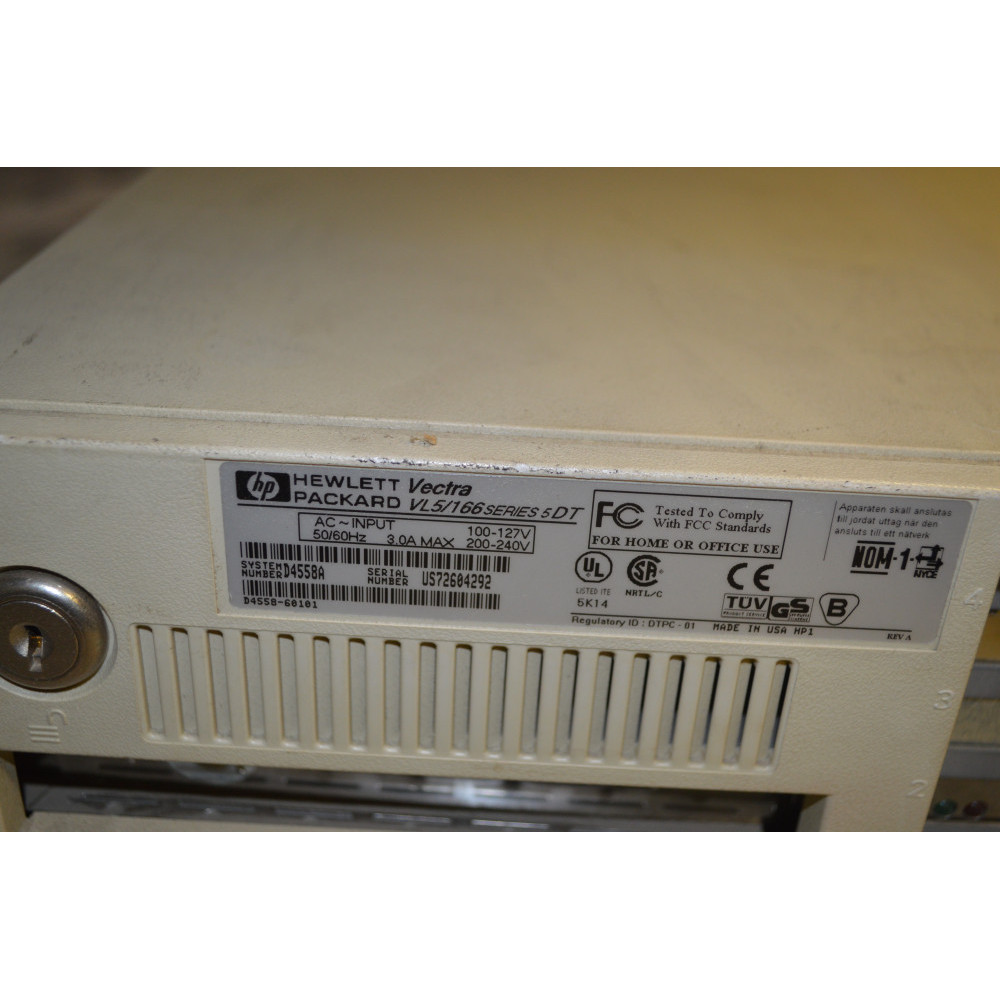Hewlett-Packard HP VECTRA VL5-166 SERIES 5 DESK TOP VINTAGE Tower PC Pentium