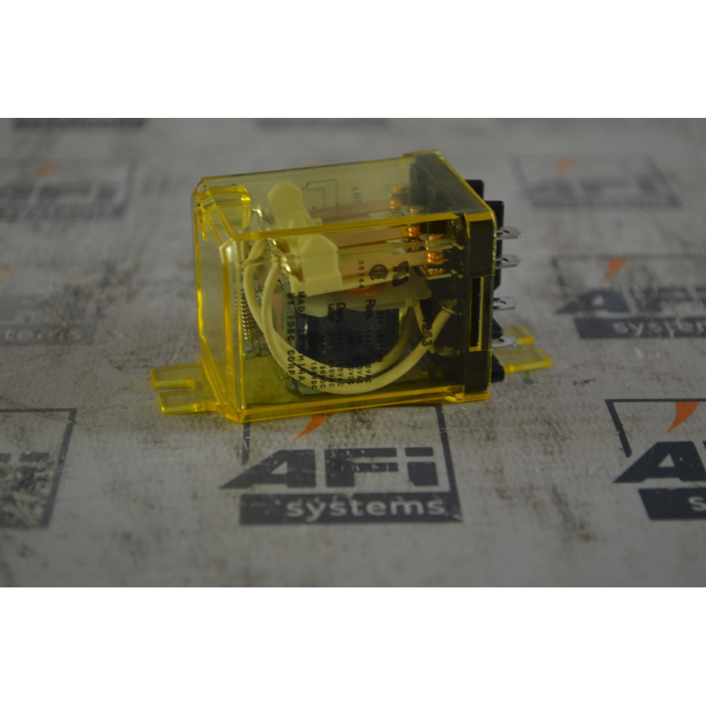 IDEC RR3B-USAC120V 3pdt 120vac relay