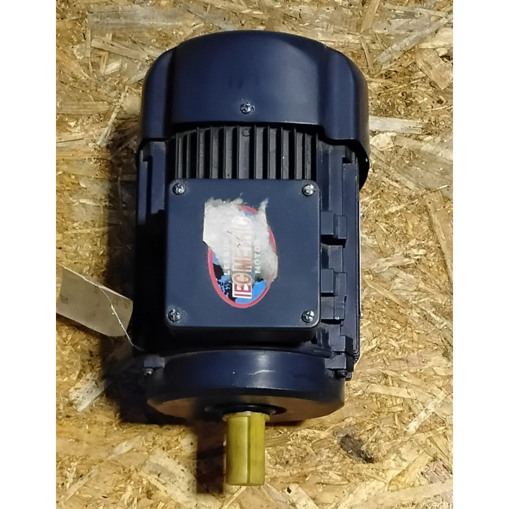 Leeson C90T17FZ7C 3PHASE MOTOR 575V