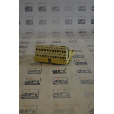 Lutze UBE-D 37M INTERFACE MODULE MALE TO SCREW 1A 125VAC/DC Lutze UBE-D 37M INTERFACE MODULE MALE TO SCREW 1A 125VAC/DC