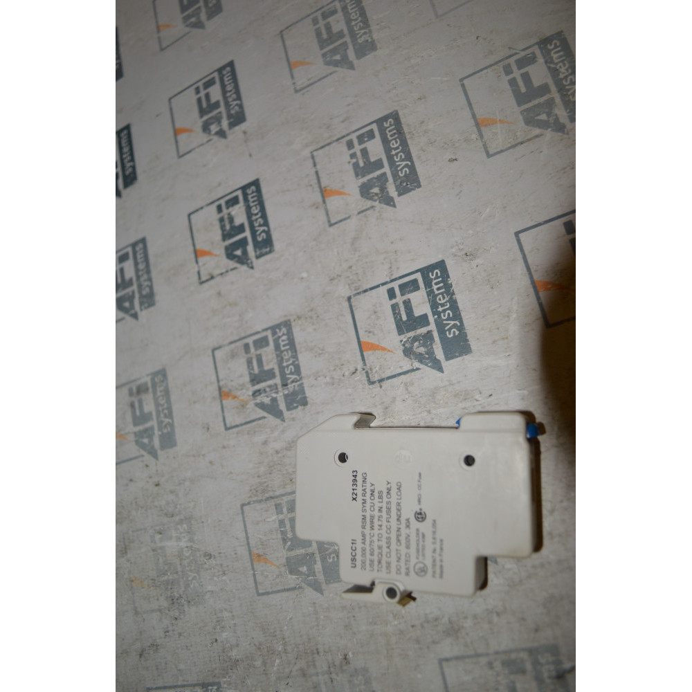 MERSEN FERRAZ SHAWMUT X213943 FUSE HOLDER