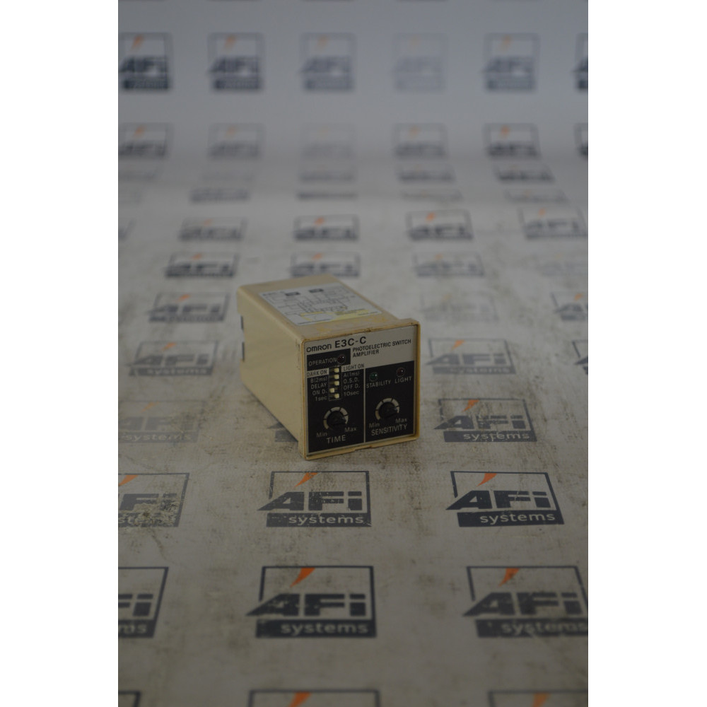 Omron E3C-C PHOTOELECTRIC SWITCH AMPLIFIER UNIT