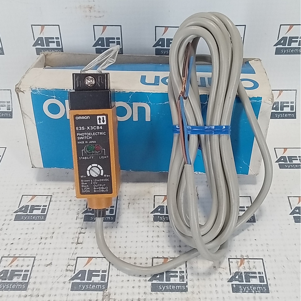 Omron E3S-X3CB4 Photoelectric Sensor