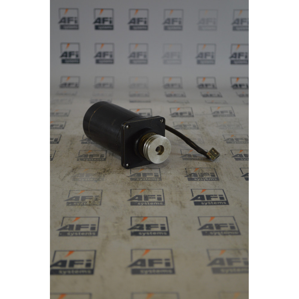 Oriental Motor PH2610-01 SERVO STEPPING MOTOR DOUBLE SHAFT