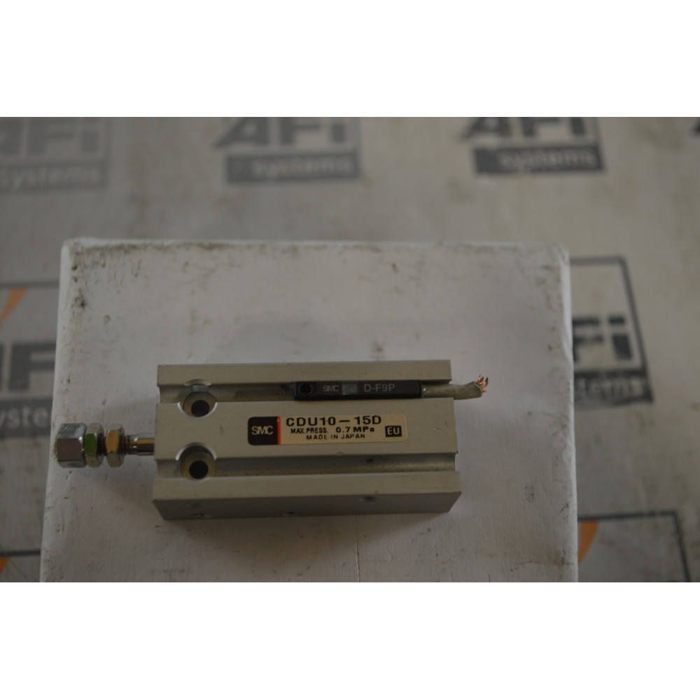 SMC CDU10-15D CYL  FREE MOUNT