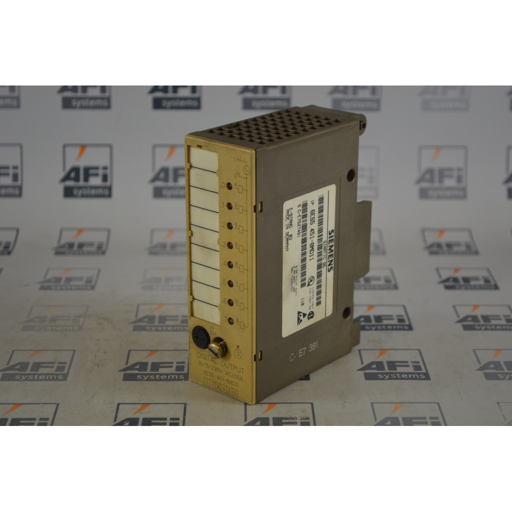 Siemens 6ES5 451-8MD11 MODULE D OUT S5 451 8O 115/230VAC .5A
