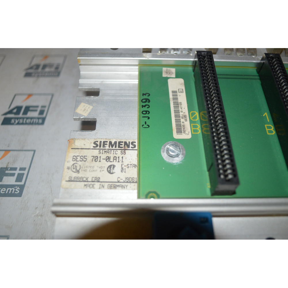 Siemens 6ES5-701-OLA11 EXPANSION RACK 115U 6I/O SLOTS