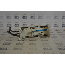 Siemens 8US1 211-4PA00 B.BAR ADAPT 63A 60MM W/MOUNT PLATE