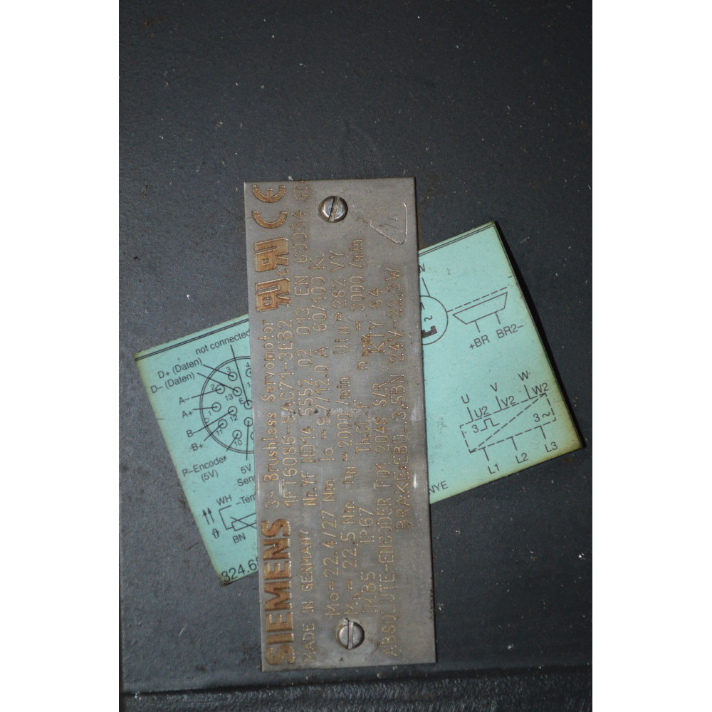 Siemens 1FT6086-8AC71-3EB2 SERVO MOTOR