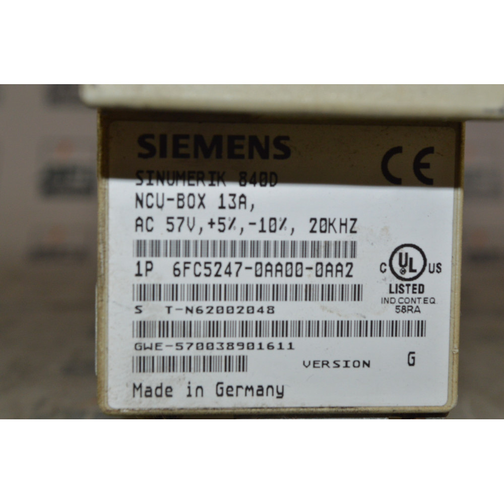 Siemens Sinumerik 840D/DE 6FC5247-0AA00-0AA2 Servo Drive