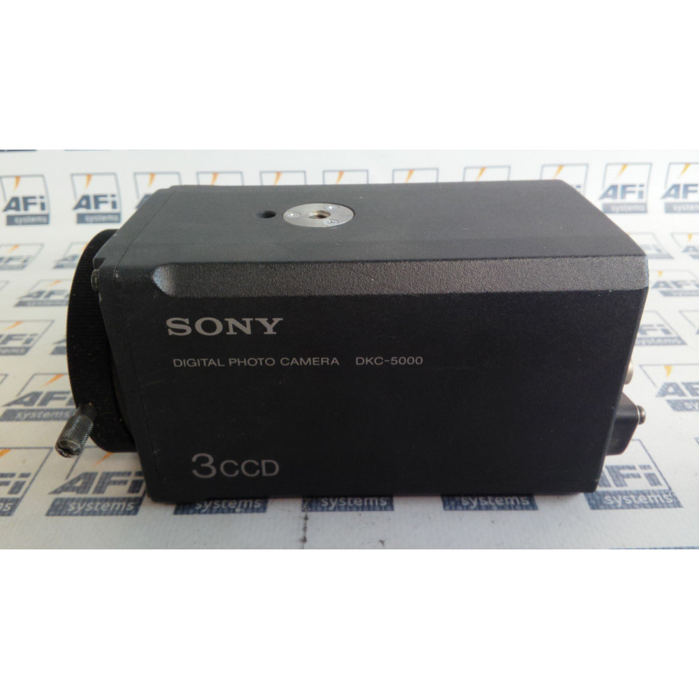 Sony DKC-5000 3CCD Digital Photo Camera