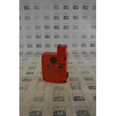 Telemecanique XCS-E7313 Safety Interlock