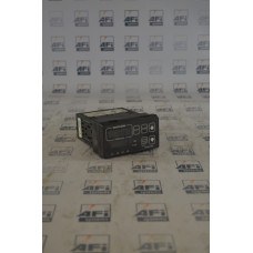 Watlow 989A-10CA-AARR TEMPERATURE CONTROLLERS