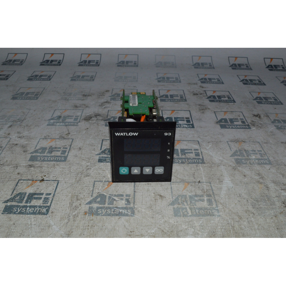 Watlow 93AA-1FD0-00RG TEMPERATURE/PROCESS CONTROLLER