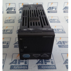 Yokogawa UT150-VN/AL/Z Temperature Controller