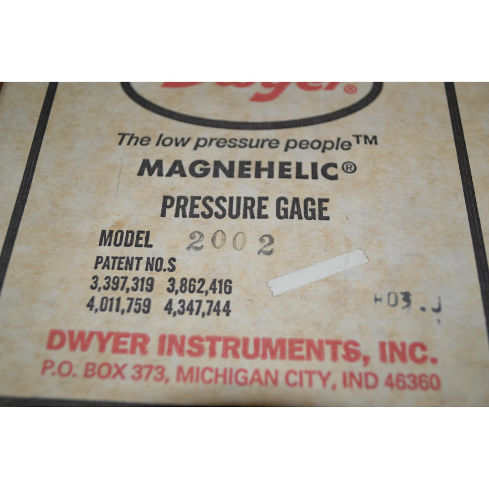Dwyer Instruments 2002 MAGNAHELIC